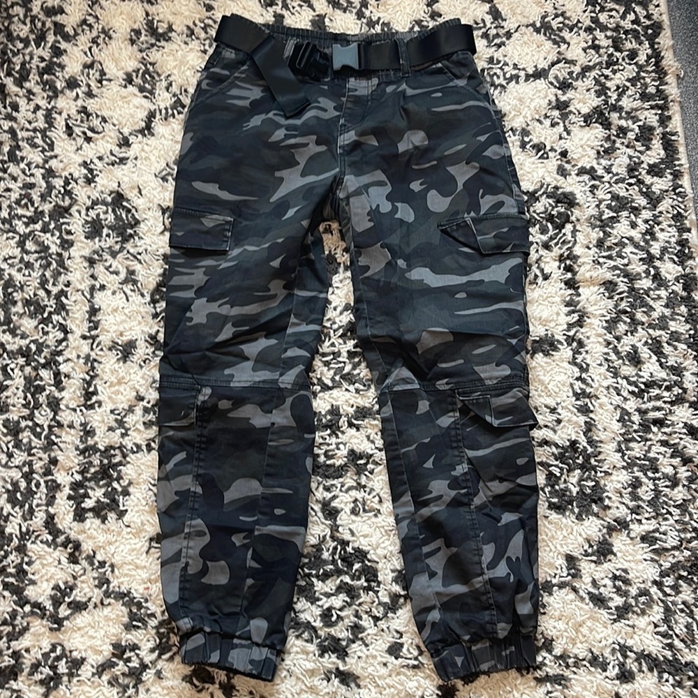 Cargos